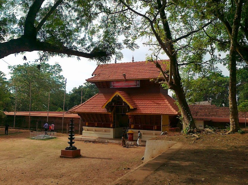 Varakkal Sri Durga Devi Temple, Kozhikode, Kerala - Vushii.com Varakkal Sri Durga Devi Temple, Kozhikode, Kerala - Vushii.com